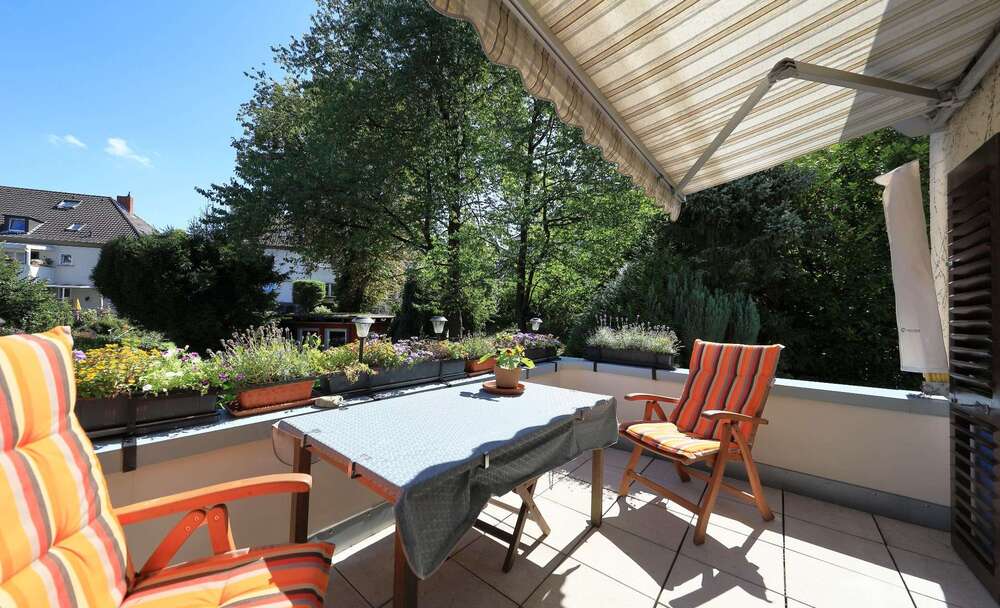 Thumbnail-Wohnung zum Kaufen in Essen 295.000,00 € 85.8 m²