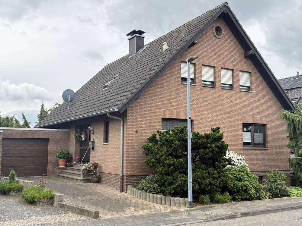 Thumbnail-Haus zum Kaufen in Merzenich 423.000,00 € 163 m²