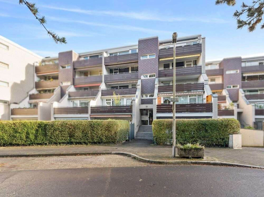 Thumbnail-Wohnung zum Kaufen in Düsseldorf 249.000,00 € 81.29 m²