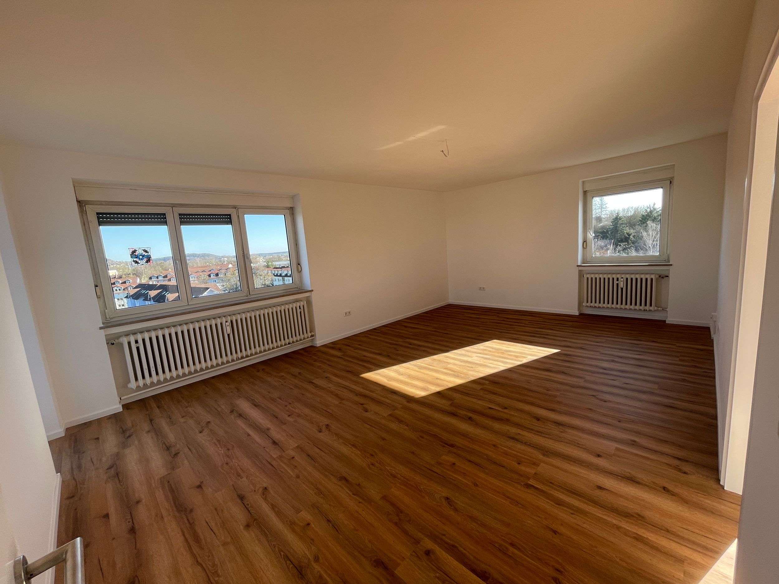 Thumbnail-Wohnung zum Mieten in Coburg 985,00 € 107.84 m²