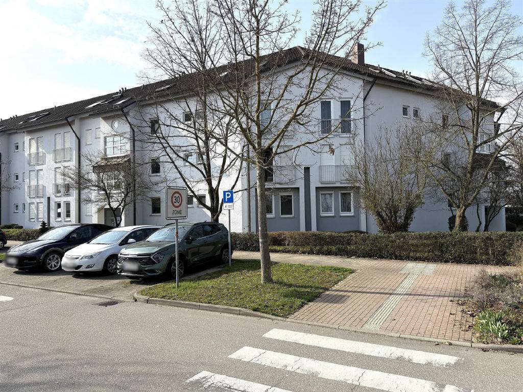 Thumbnail-Wohnung zum Kaufen in Heilbronn-Horkheim 369.000,00 € 106.97 m²