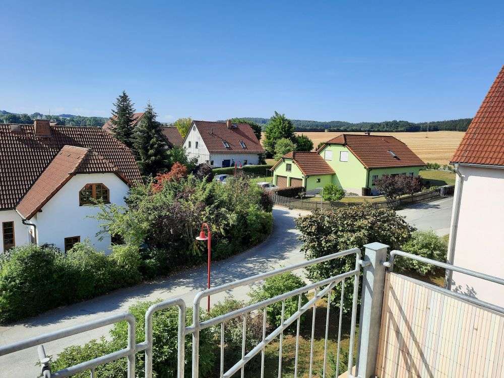 Thumbnail-Wohnung zum Mieten in Bernsdorf 350,00 € 66 m²