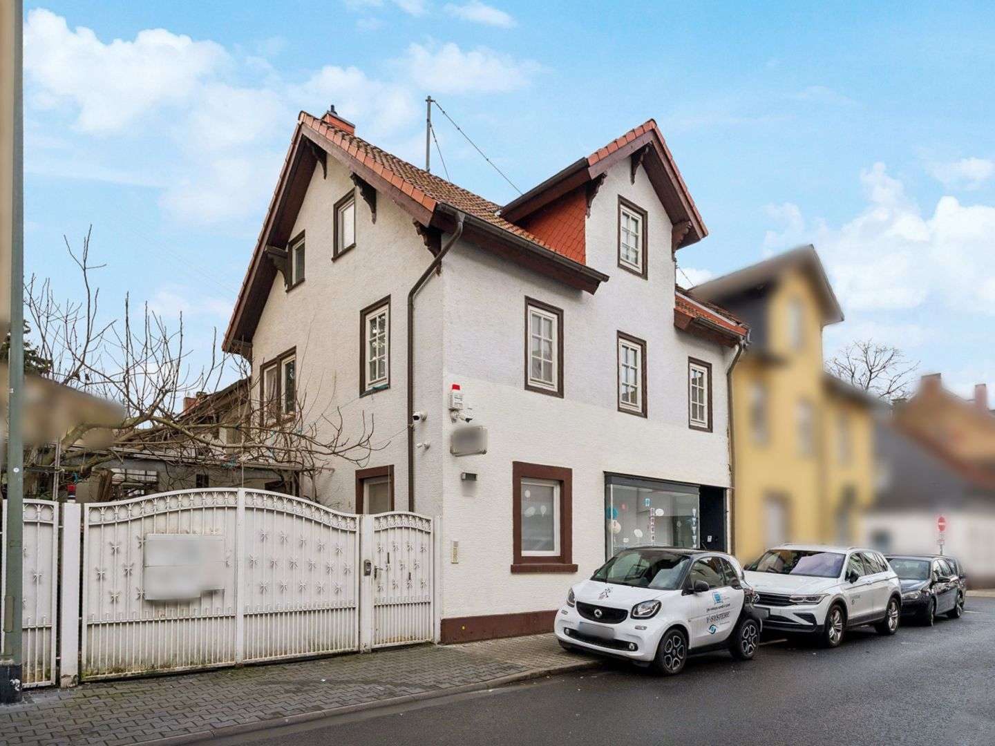 Thumbnail-Haus zum Kaufen in Frankfurt am Main 1.049.000,00 € 223 m²