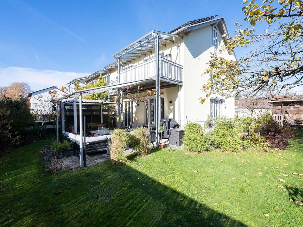 Thumbnail-Haus zum Kaufen in Baldham 1.350.000,00 € 202 m²