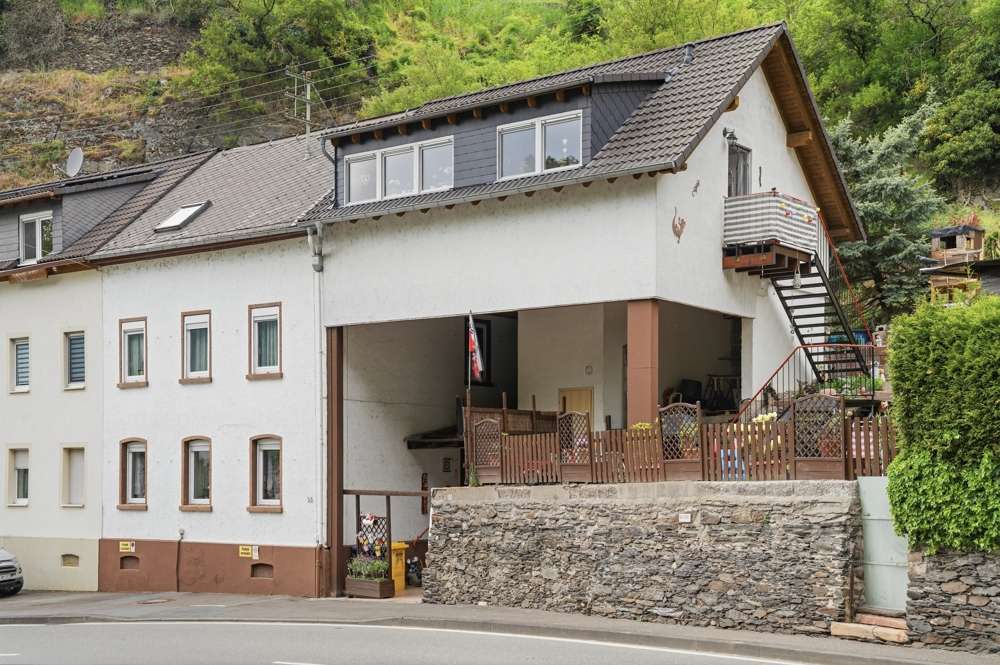 Thumbnail-Haus zum Kaufen in Sankt Goarshausen 210.000,00 € 173 m²