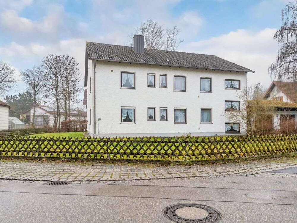 Thumbnail-Wohnung zum Mieten in Oberding 1.300,00 € 108 m²
