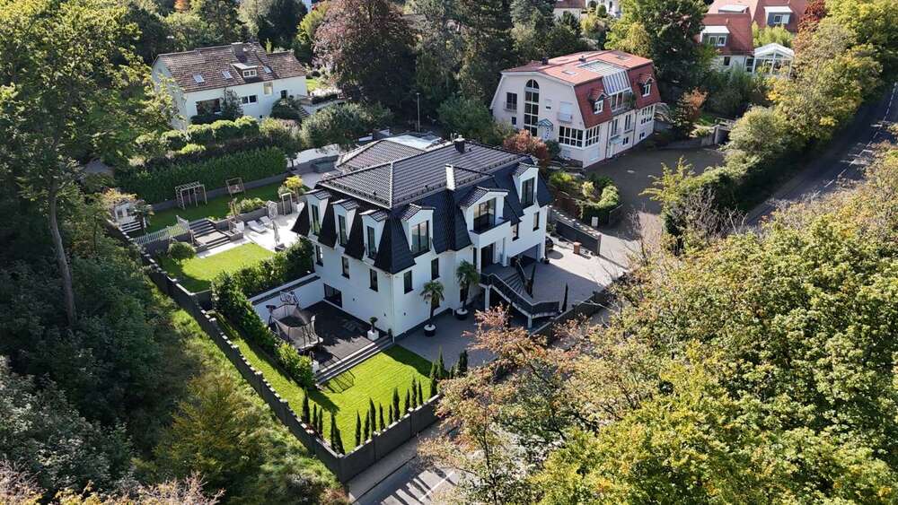 Thumbnail-Haus zum Kaufen in Königstein im Taunus 4.490.000,00 € 527 m²