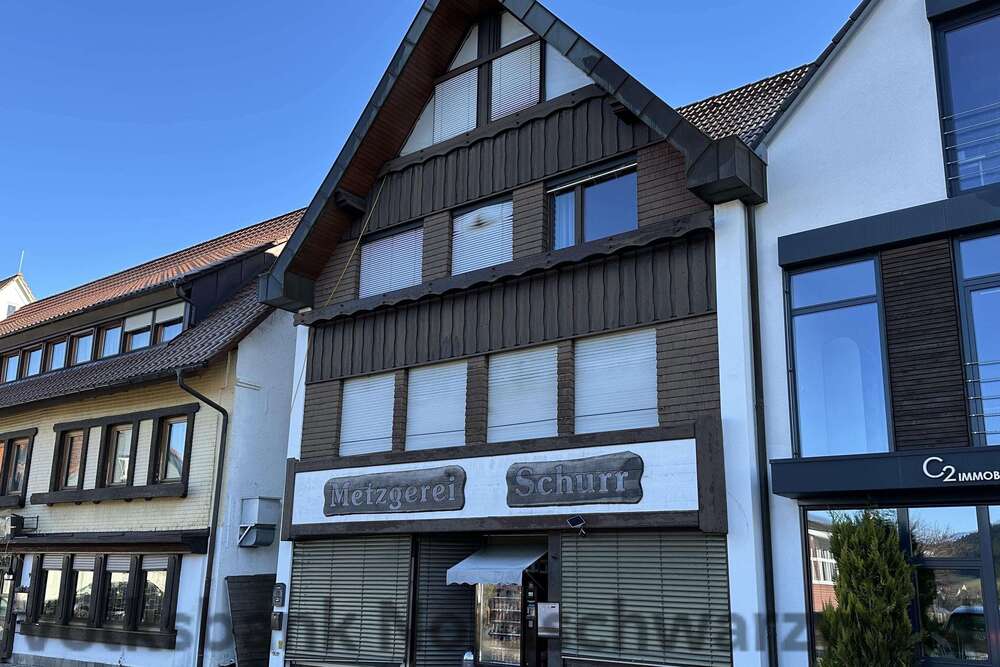 Thumbnail-Haus zum Kaufen in Baiersbronn 369.500,00 € 190.66 m²