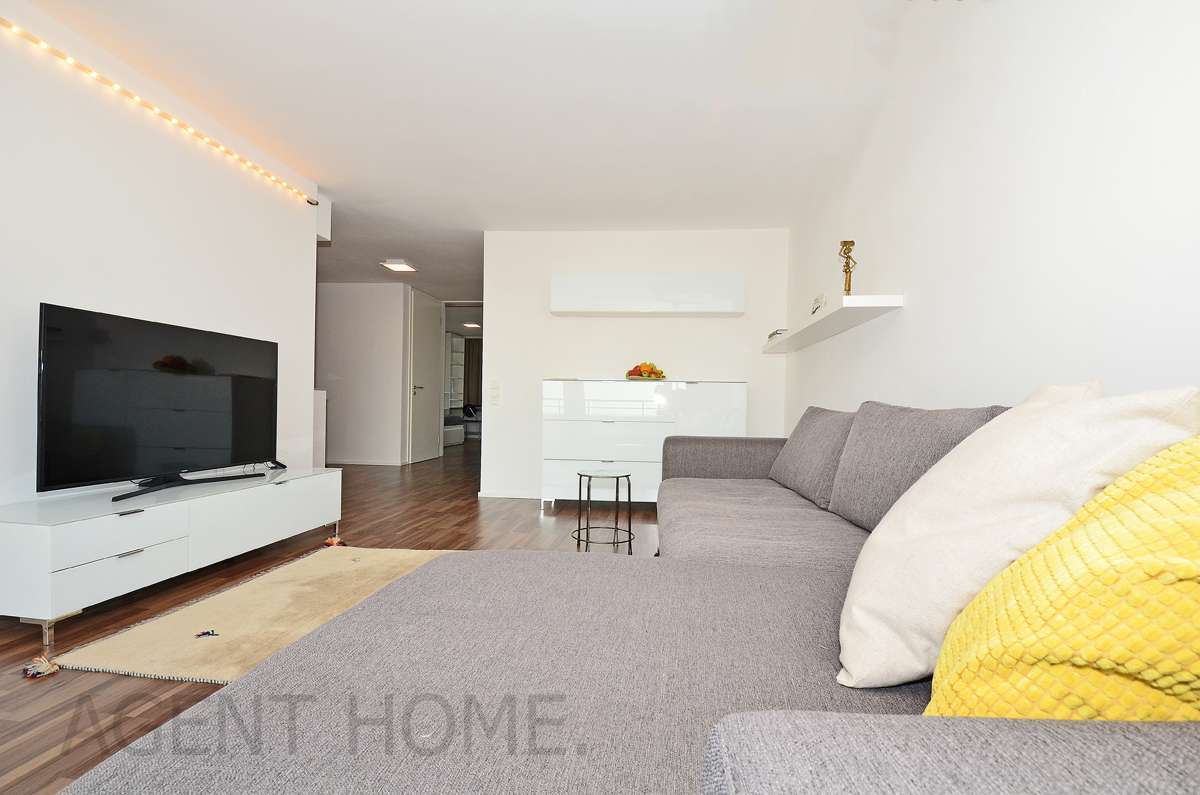 Thumbnail-Wohnung zum Kaufen in Stuttgart 295.000,00 € 81 m²