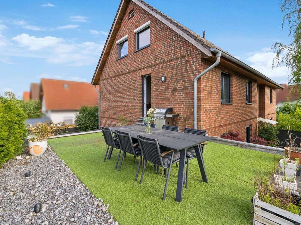 Thumbnail-Haus zum Kaufen in Braunschweig 649.000,00 € 266.27 m²