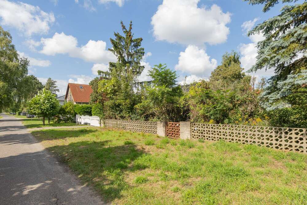Thumbnail-Grundstück zu verkaufen in Berlin 199.900,00 € 420 m²