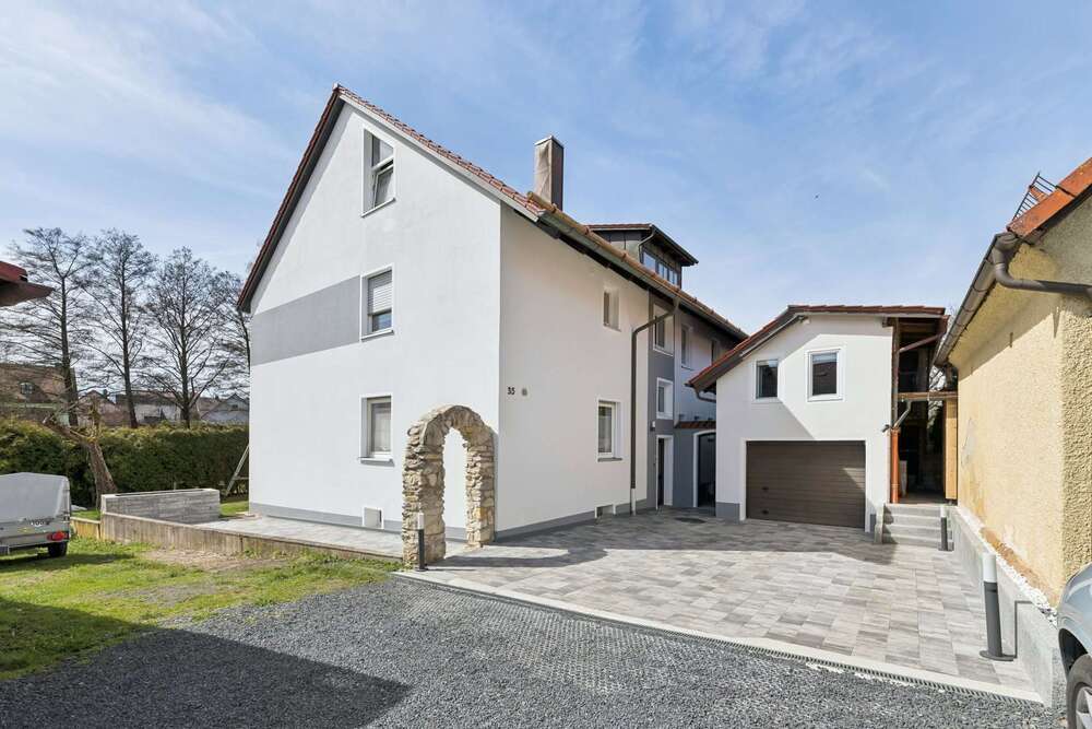 Thumbnail-Haus zum Kaufen in Bayreuth 675.000,00 € 310 m²