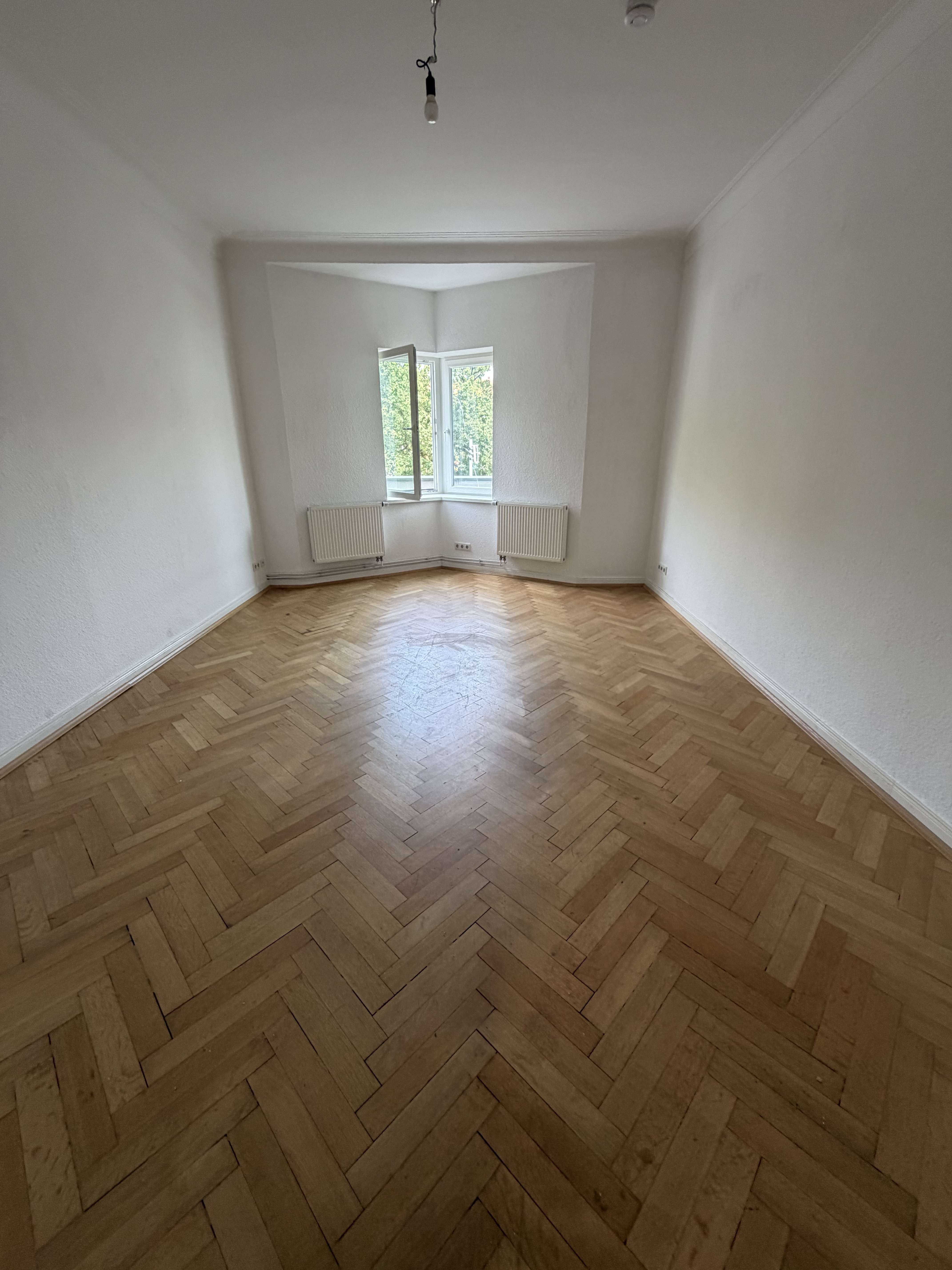 Thumbnail-Wohnung zum Mieten in Hannover 930,00 € 105.83 m²
