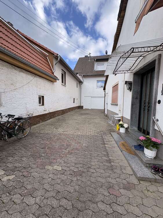 Thumbnail-Haus zum Kaufen in Traisen 399.000,00 € 300 m²
