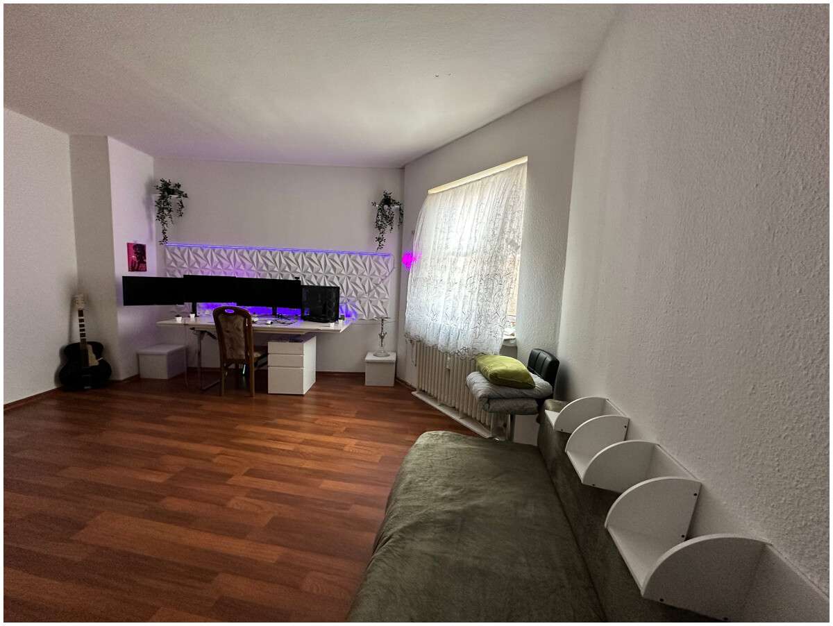 Thumbnail-Wohnung zum Kaufen in Cuxhaven 75.000,00 € 46.66 m²