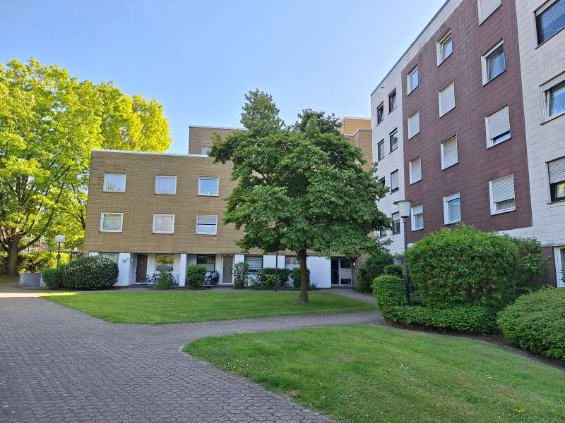 Thumbnail-Wohnung zum Kaufen in Köln 288.000,00 € 104 m²