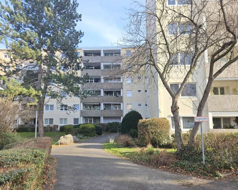 Thumbnail-Wohnung zum Kaufen in Köln 265.000,00 € 92 m²