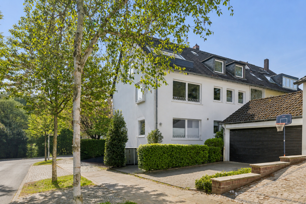 Thumbnail-Wohnung zum Kaufen in Essen 495.000,00 € 112 m²