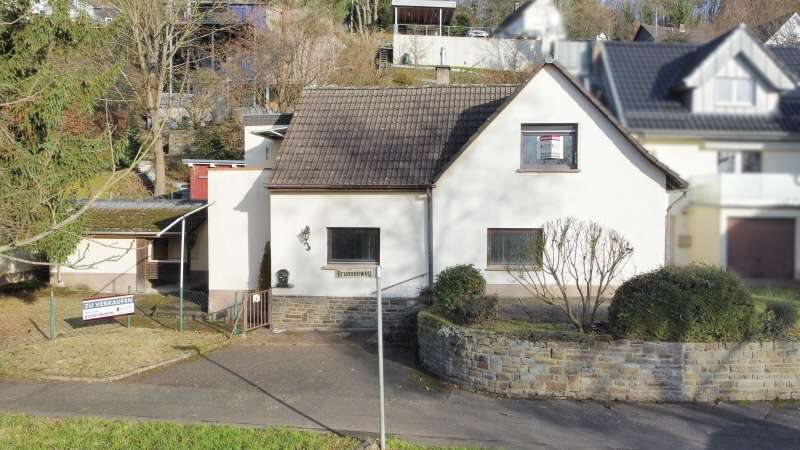 Thumbnail-Haus zum Kaufen in Hennef 183.700,00 € 148 m²