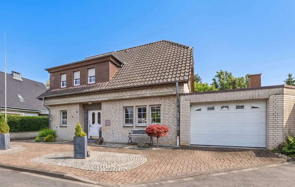 Thumbnail-Haus zum Kaufen in Dormagen-Horrem 814.000,00 € 140 m²
