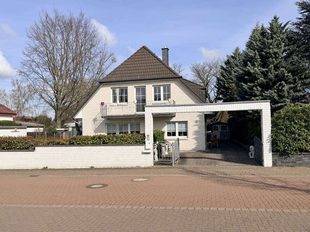 Thumbnail-Haus zum Kaufen in Laatzen 687.500,00 € 218.19 m²