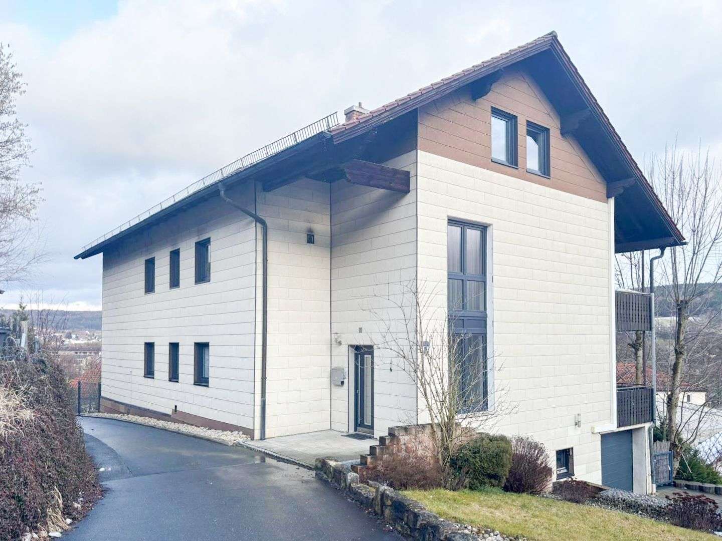 Thumbnail-Haus zum Kaufen in Kronach 349.000,00 € 288 m²