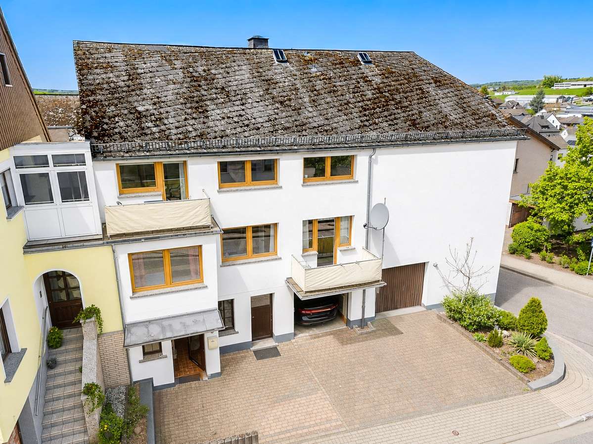 Thumbnail-Haus zum Kaufen in Großmaischeid 167.000,00 € 101 m²