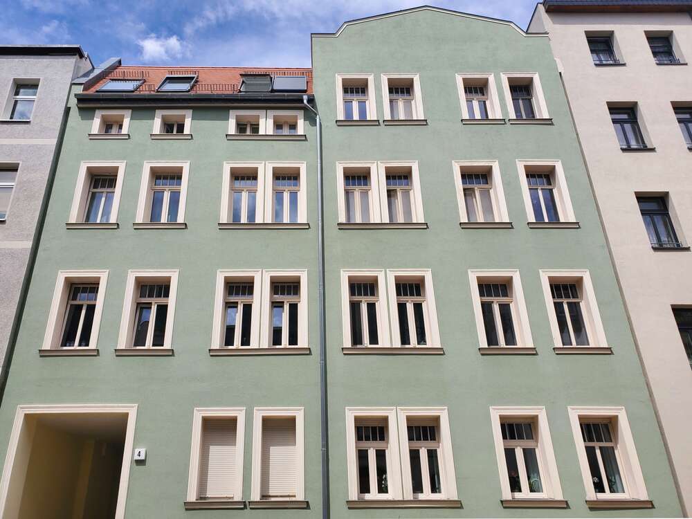 Thumbnail-Wohnung zum Mieten in Halle 729,00 € 81 m²