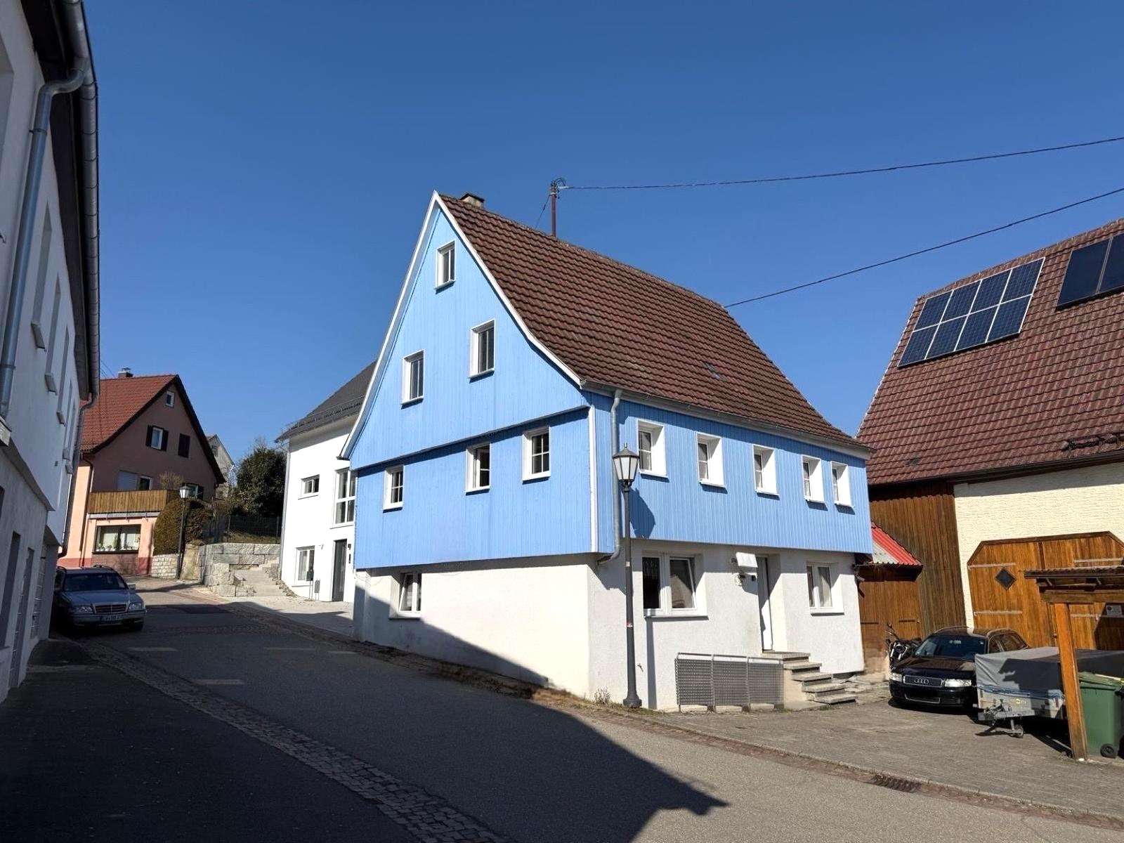 Thumbnail-Haus zum Kaufen in Ostelsheim 229.000,00 € 148 m²