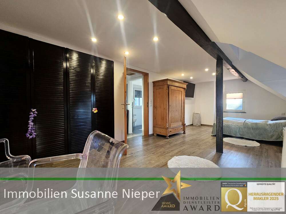 Thumbnail-Wohnung zum Kaufen in Solingen 196.000,00 € 88 m²