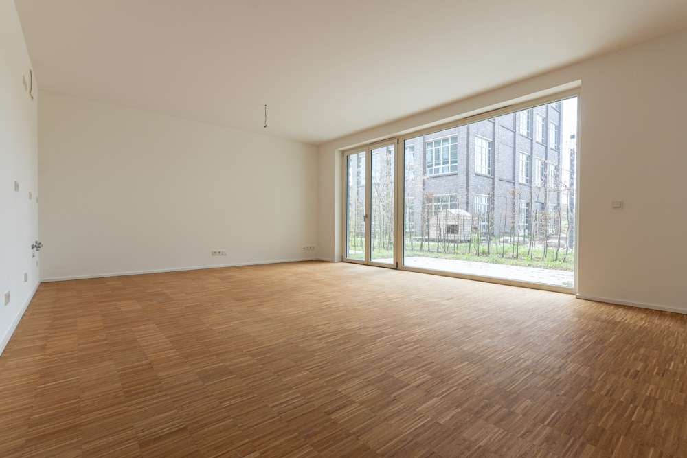 Thumbnail-Wohnung zum Mieten in Leipzig 1.636,14 € 99.16 m²