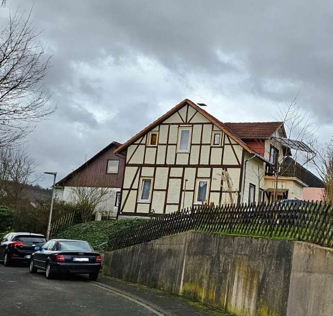 Thumbnail-Haus zum Kaufen in Hann. Münden 189.000,00 € 284 m²
