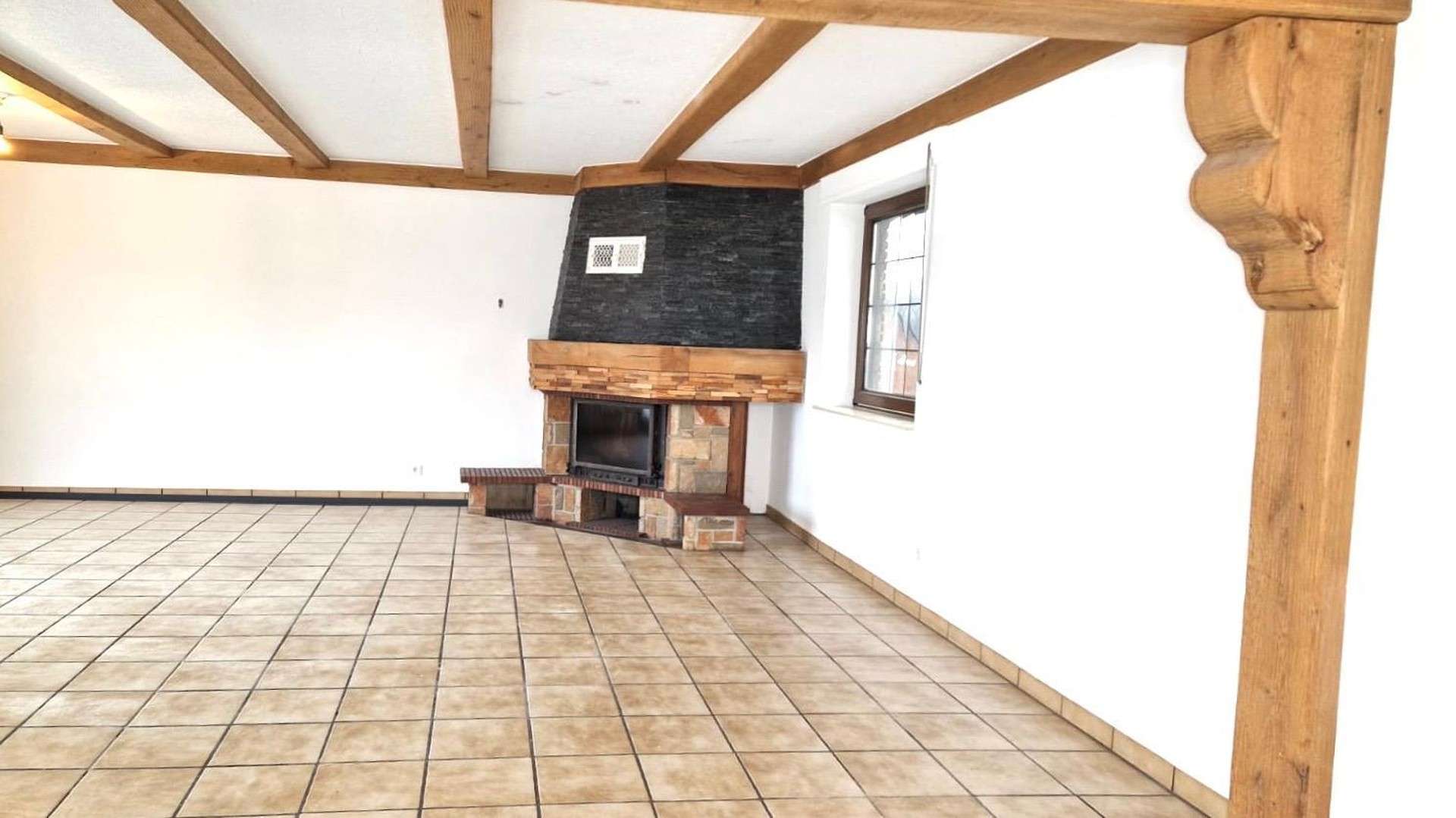 Thumbnail-Haus zum Mieten in Bottrop 1.800,00 € 188.2 m²