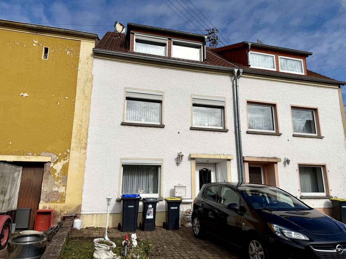 Thumbnail-Haus zum Kaufen in Beckingen Oppen 99.000,00 € 113 m²