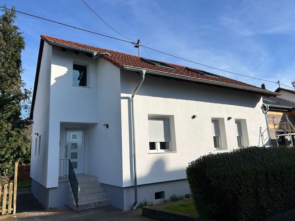 Thumbnail-Haus zum Kaufen in Schwalbach 295.000,00 € 122 m²