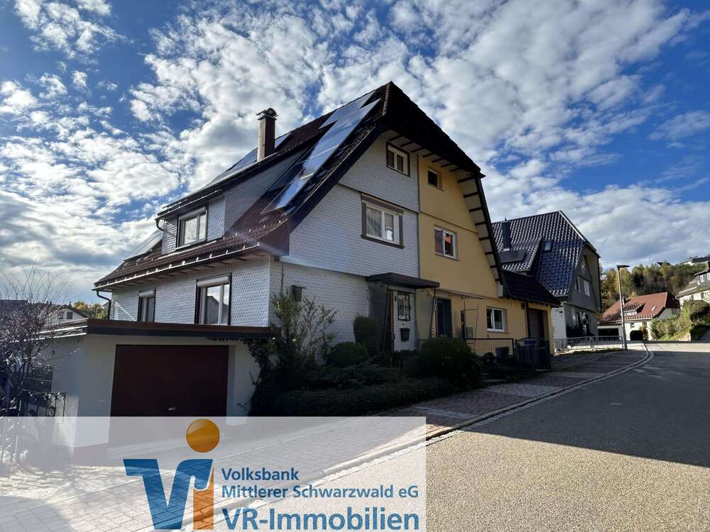 Thumbnail-Haus zum Kaufen in Furtwangen 195.000,00 € 129 m²