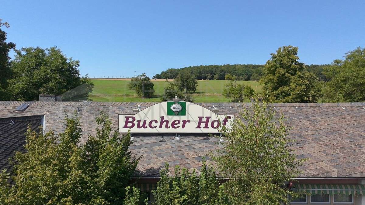 Thumbnail-Haus zum Kaufen in Buch 550.000,00 € 192 m²