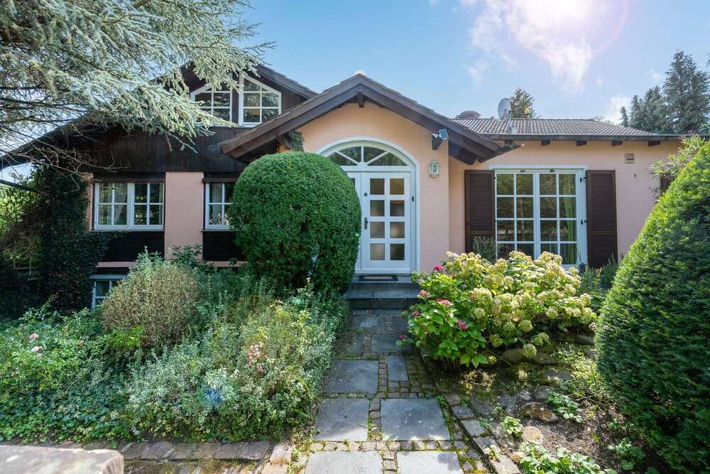 Thumbnail-Haus zum Kaufen in Münsing 2.500.000,00 € 308.4 m²