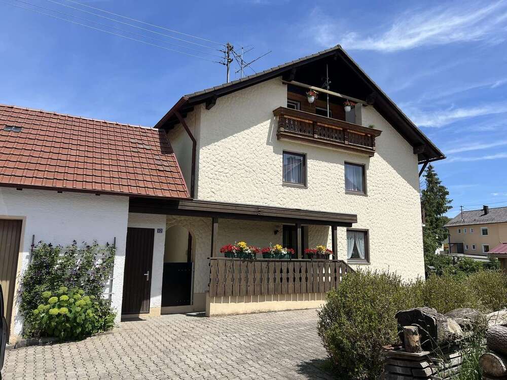 Thumbnail-Haus zum Kaufen in Schwaighausen 540.000,00 € 250 m²