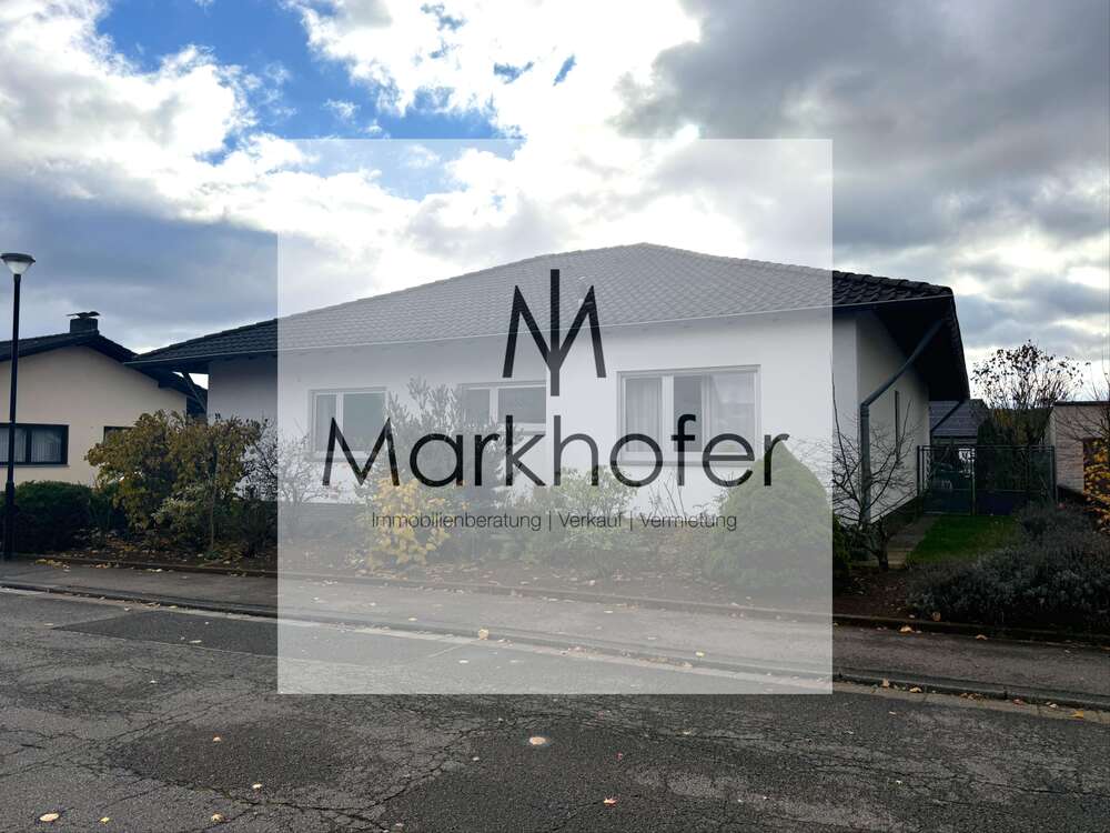 Thumbnail-Haus zum Mieten in Homburg 1.950,00 € 160 m²