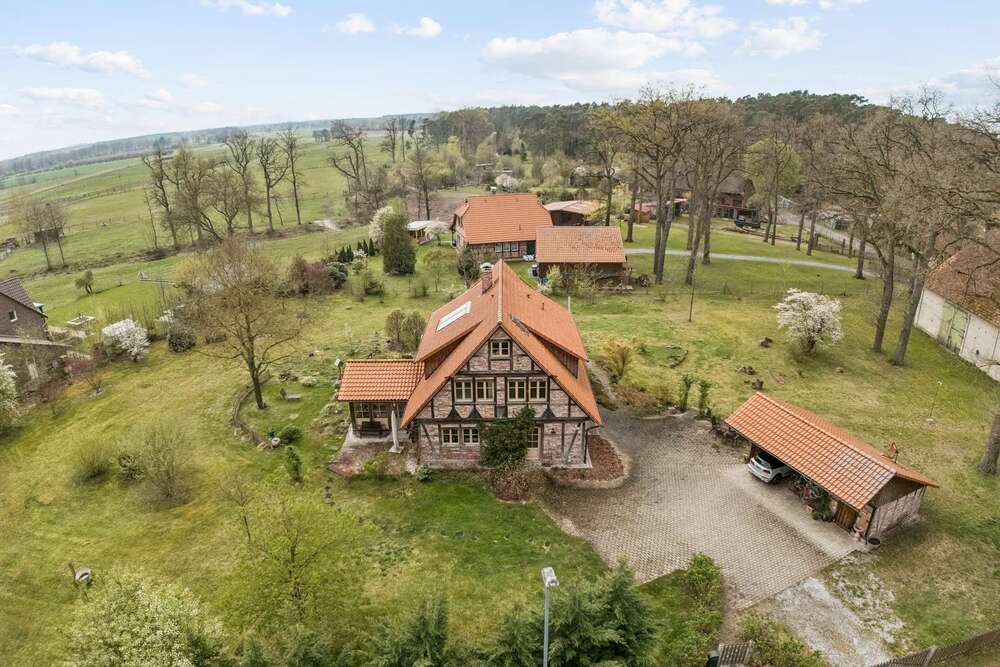 Thumbnail-Haus zum Kaufen in Wietze 950.000,00 € 213 m²
