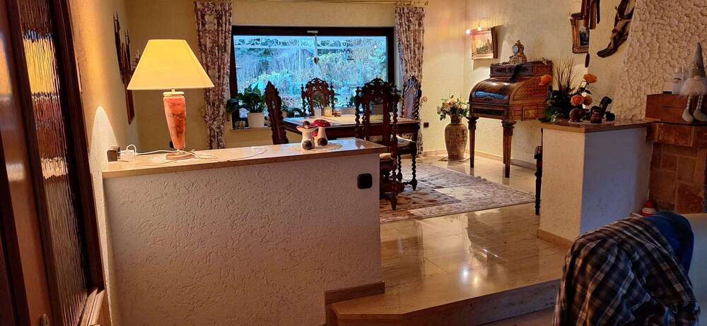 Thumbnail-Haus zum Kaufen in Walluf 980.000,00 € 250 m²