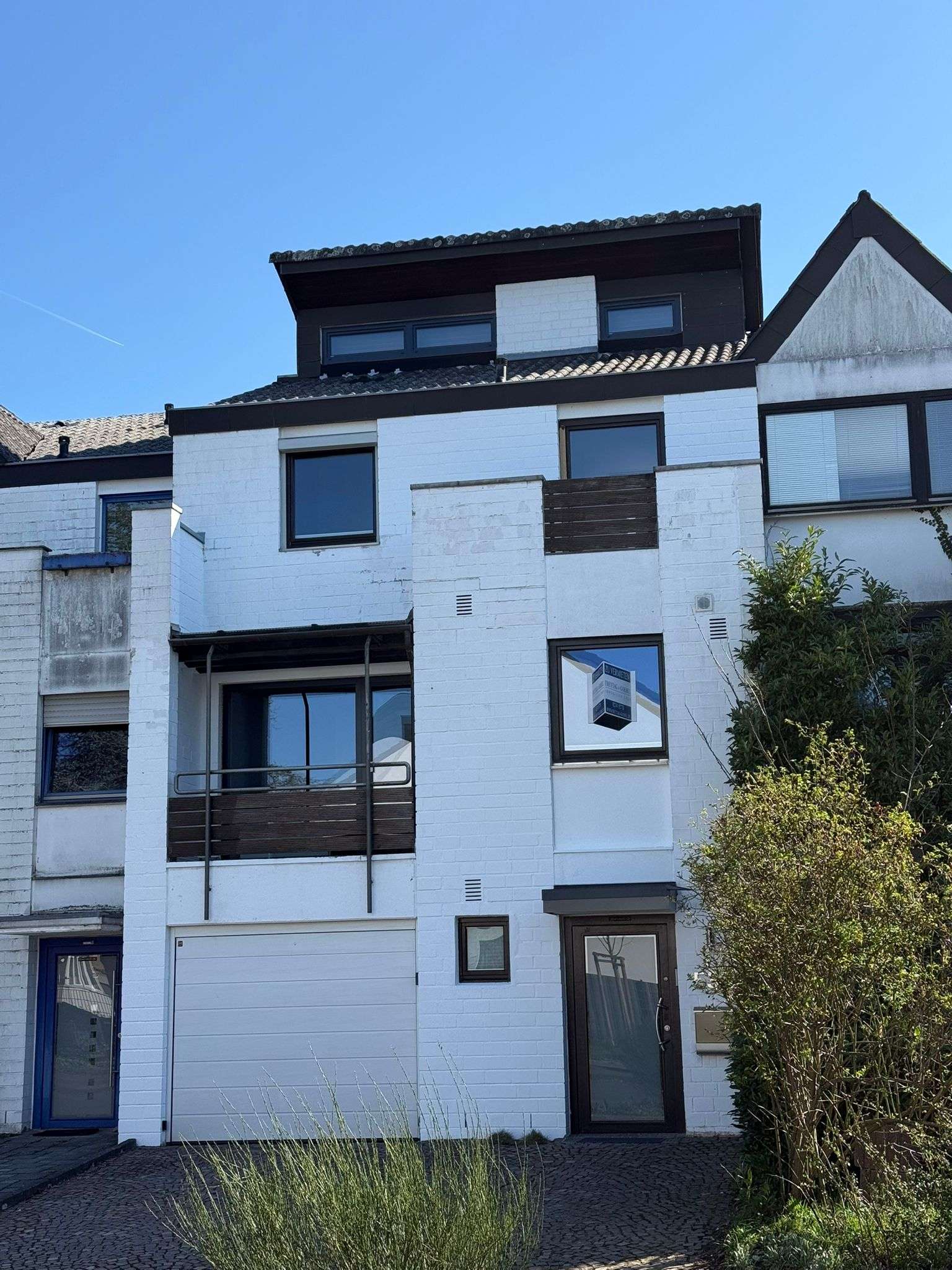 Thumbnail-Wohnung zum Mieten in Sankt Augustin 1.950,00 € 180 m²