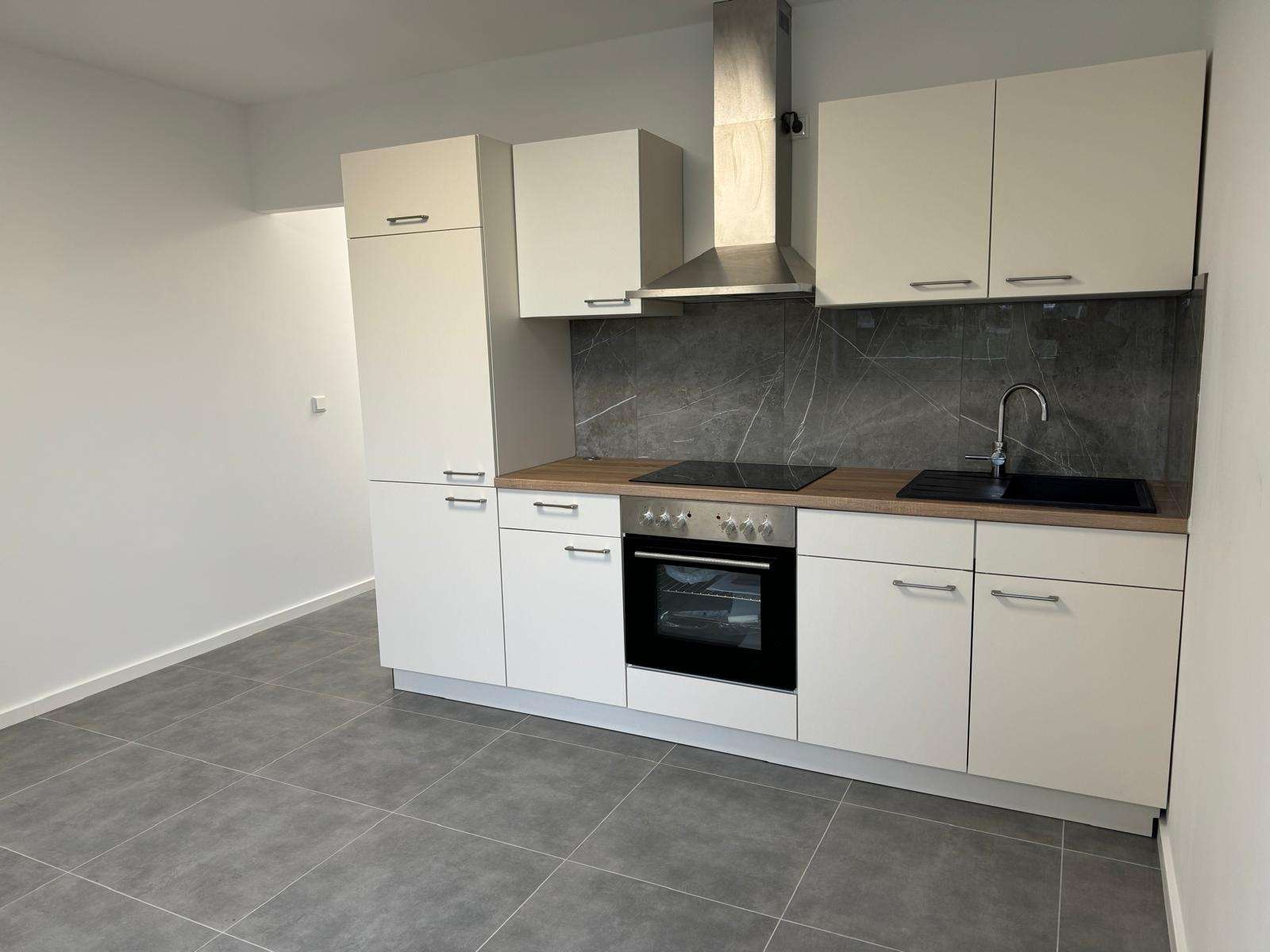 Thumbnail-Wohnung zum Mieten in Gummersbach 700,00 € 85 m²