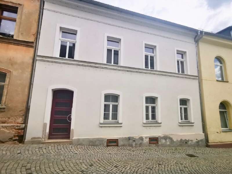 Thumbnail-Haus zum Kaufen in Elsterberg 35.600,00 € 117 m²