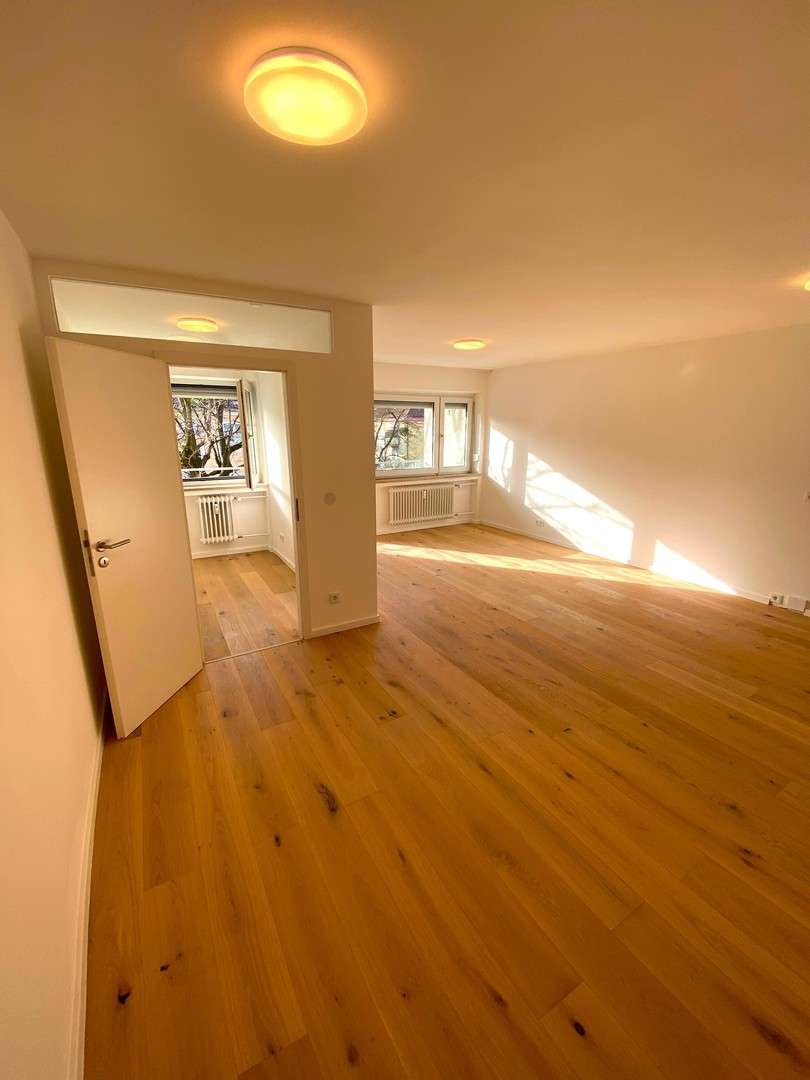 Thumbnail-Wohnung zum Kaufen in München 555.000,00 € 67.02 m²
