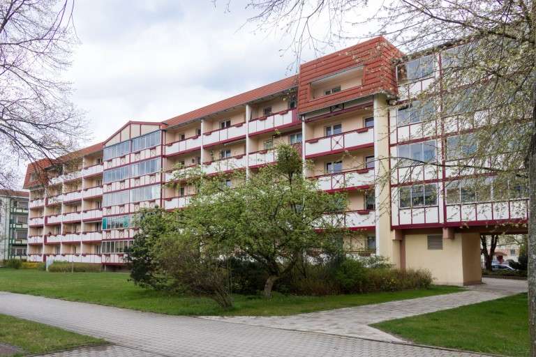 Thumbnail-Wohnung zum Mieten in Hoyerswerda 380,00 € 58.59 m²