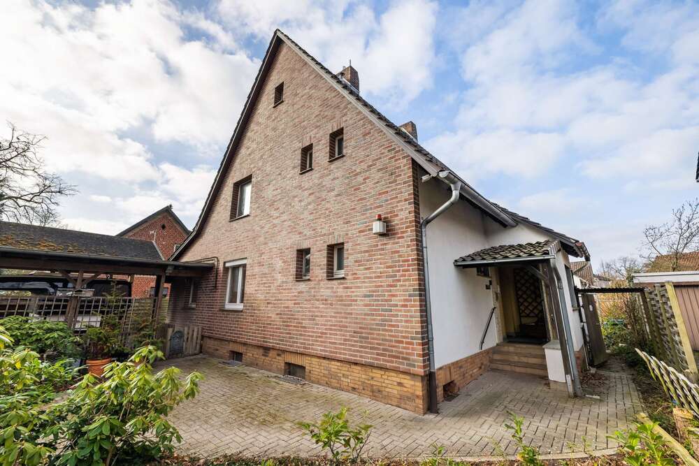Thumbnail-Haus zum Kaufen in Celle 279.000,00 € 146 m²