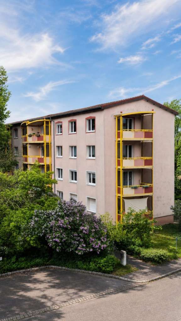Thumbnail-Wohnung zum Mieten in Hoyerswerda 372,00 € 62.01 m²