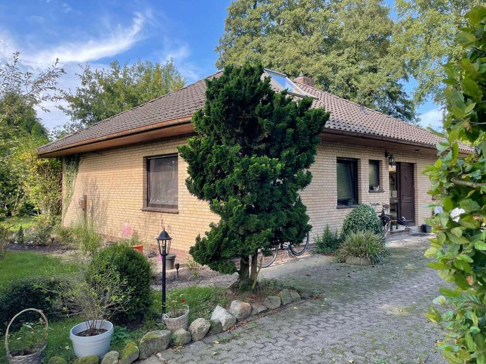 Thumbnail-Haus zum Kaufen in Oldenburg Ofenerdiek 450.000,00 € 98.7 m²